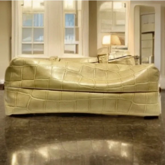 Dooney & Bourke Croc-Embossed Tote NWOT - Picture 9 of 9